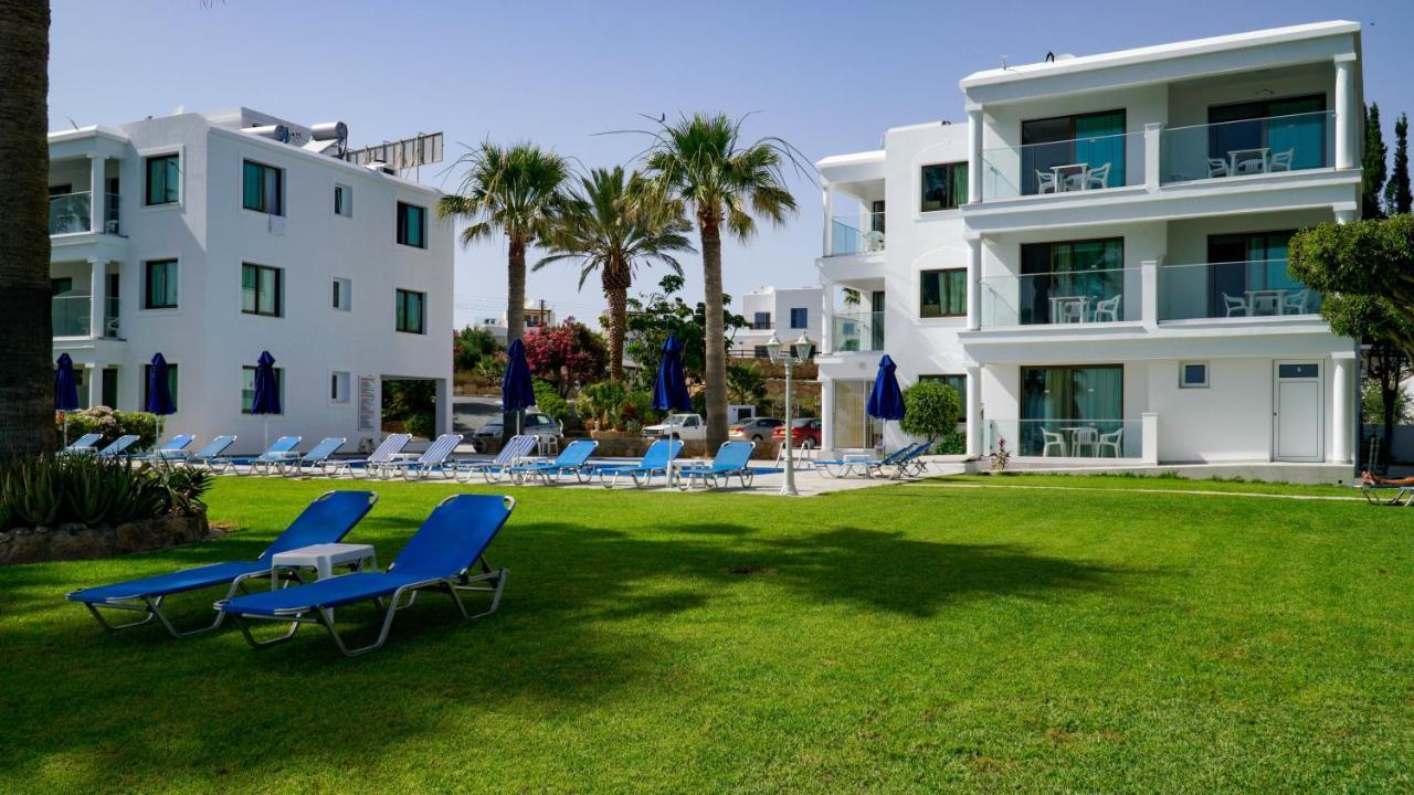 Rododafni Beach Apartments Paphos Exterior photo